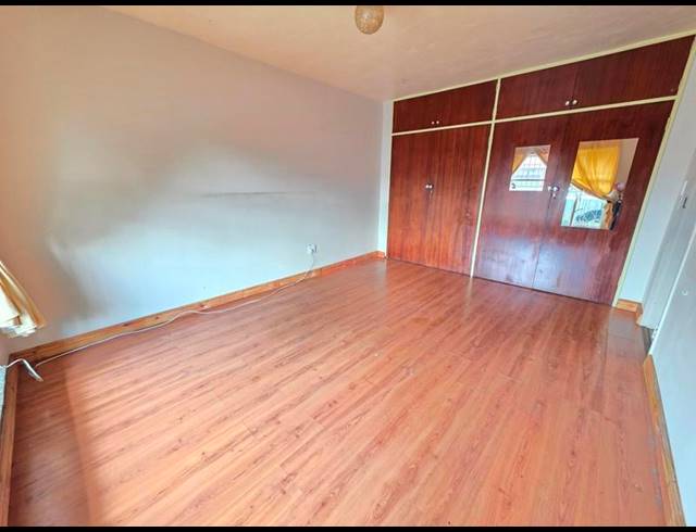 2 BEDROOM TOWNHOUSE FOR SALE IN MEYERTON CENTRAL